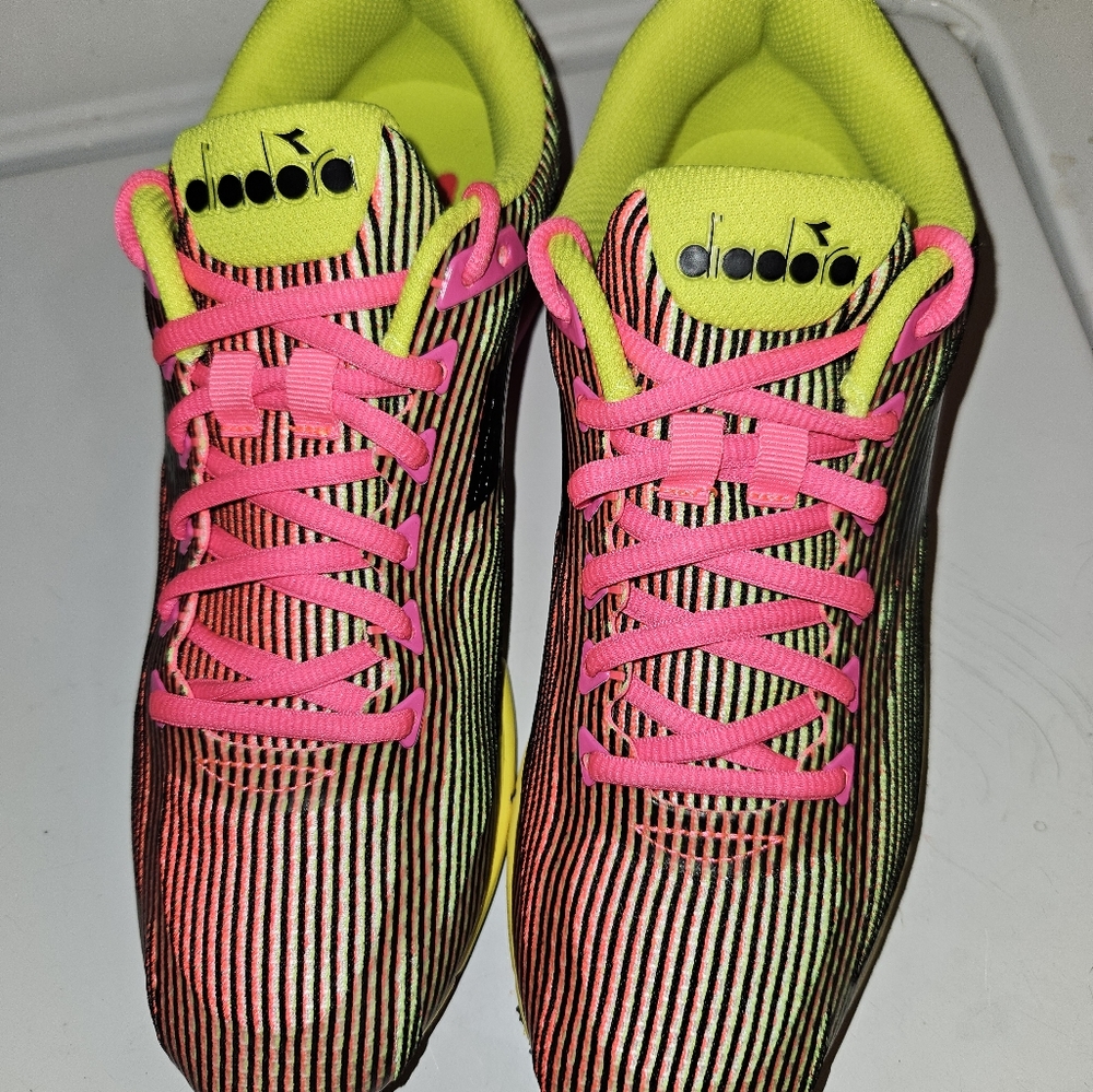Diadora Men’s  Tennis Shoes Fast racer 2 men's size 10 1/2 NWT